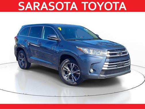 2017 Toyota Highlander LE
