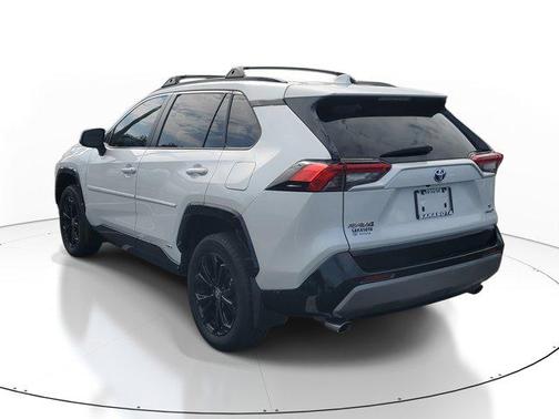 2023 Toyota RAV4 Hybrid SE