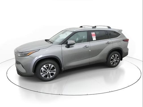 Heavy Metal 2026 Toyota Highlander XLE