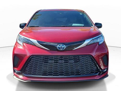 2023 Toyota Sienna XSE 7 Passenger