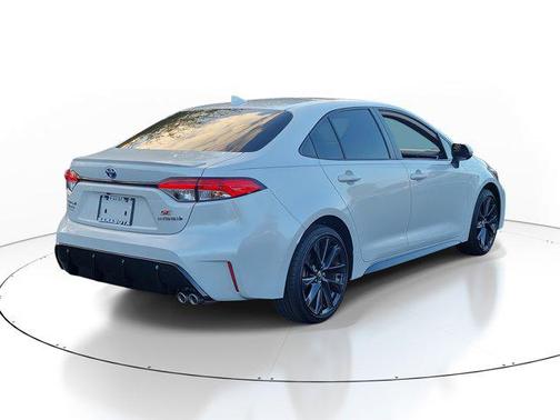 2024 Toyota Corolla Hybrid SE