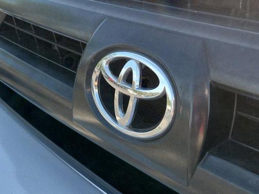 2004 Toyota 4Runner Limited V8