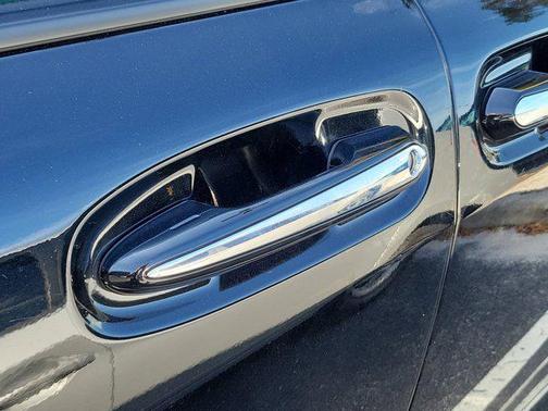 2025 Toyota Sienna XSE 7 Passenger