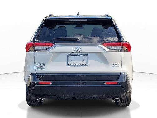 2025 Toyota RAV4 Hybrid SE