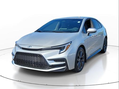 Classic Silver Metallic 2026 Toyota Corolla SE