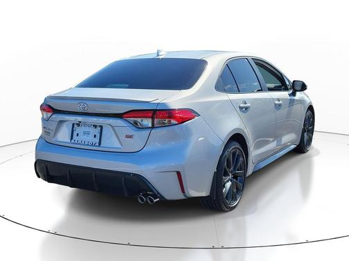 Classic Silver Metallic 2026 Toyota Corolla SE