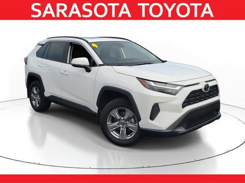 2024 Toyota RAV4 XLE