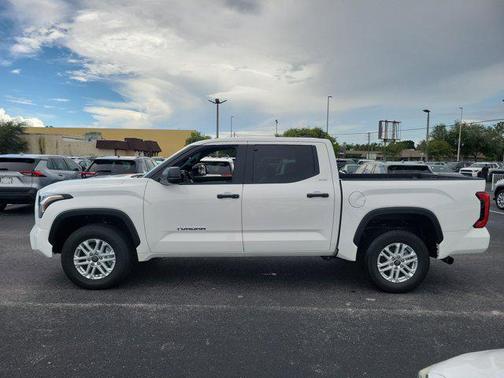 2025 Toyota Tundra SR5