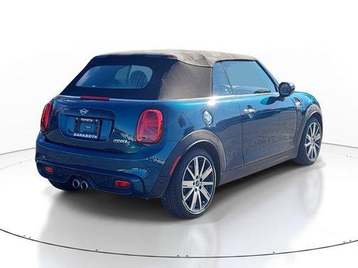 2011 MINI Cooper Base