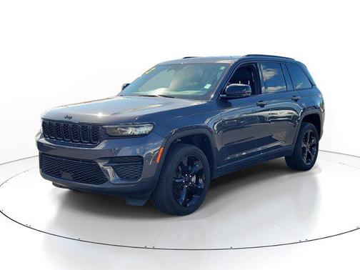 2023 Jeep Grand Cherokee Altitude