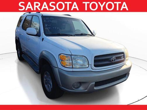 2004 Toyota Sequoia SR5