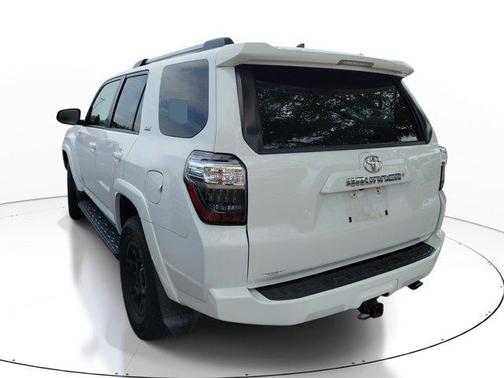 Super White 2020 Toyota 4Runner SR5