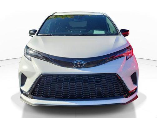 2026 Toyota Sienna XSE 7 Passenger