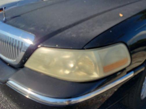 2010 Lincoln Town Car Signature