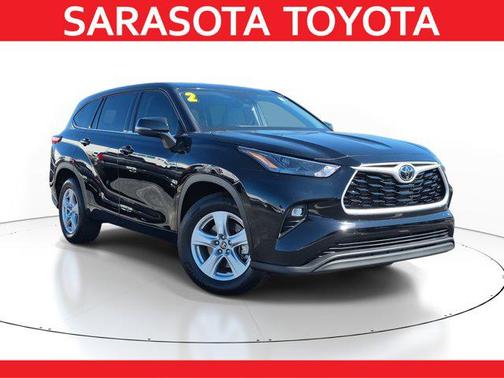2022 Toyota Highlander LE
