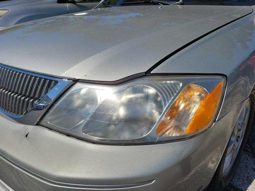 2001 Toyota Avalon XLS