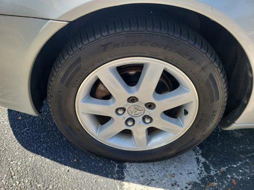 2001 Toyota Avalon XLS