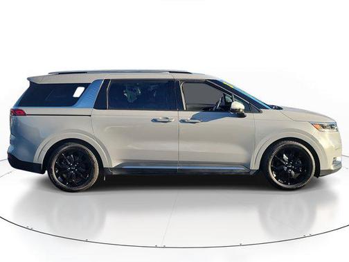 2023 Kia Carnival SX Prestige