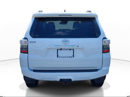 Ice Cap 2024 Toyota 4Runner SR5 Premium