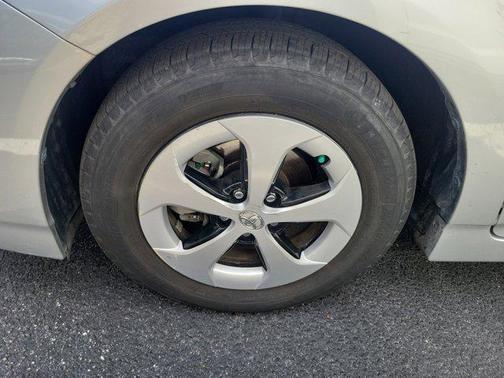 2014 Toyota Prius Four