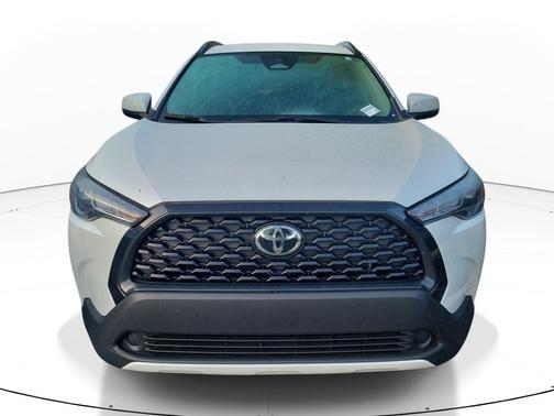 Wind Chill Pearl 2024 Toyota Corolla Cross LE