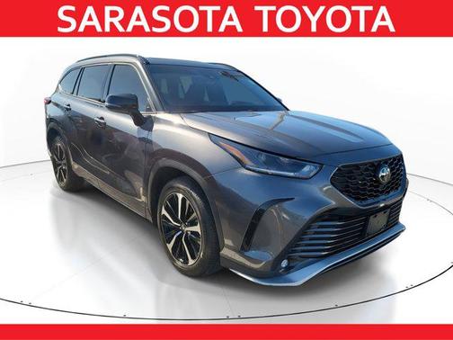2022 Toyota Highlander XSE