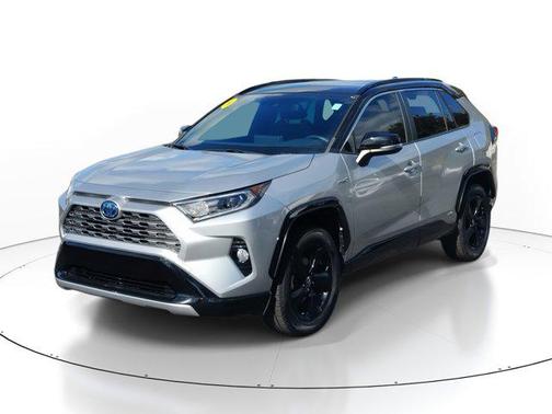 2020 Toyota RAV4 Hybrid SE