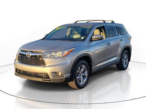 2016 Toyota Highlander LE Plus