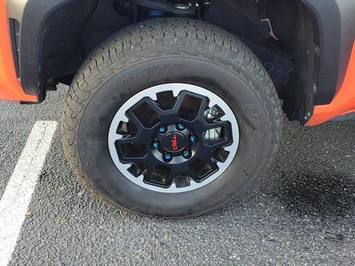 2024 Toyota Tacoma TRD Off Road