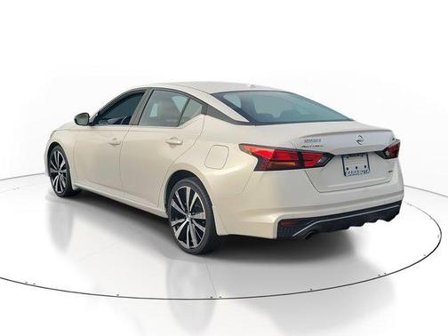 2020 Nissan Altima SR Intelligent AWD