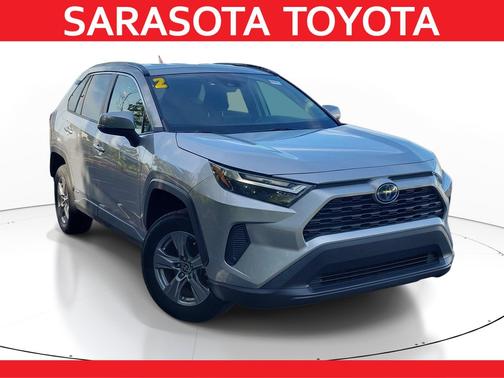Silver Sky Metallic 2022 Toyota RAV4 Hybrid XLE