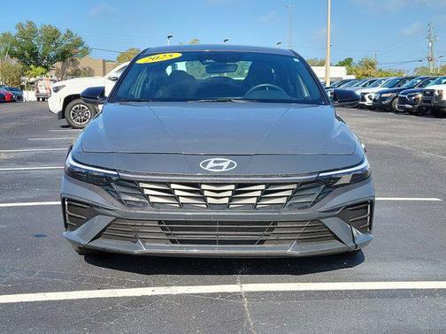 Ecotronic Gray 2025 Hyundai ELANTRA Sport