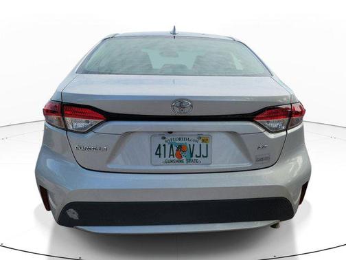 Classic Silver Metallic 2021 Toyota Corolla LE