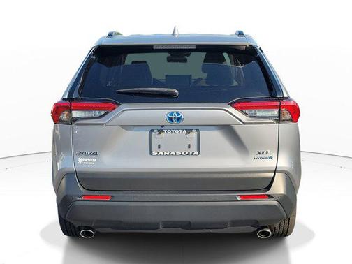 2023 Toyota RAV4 Hybrid XLE Premium