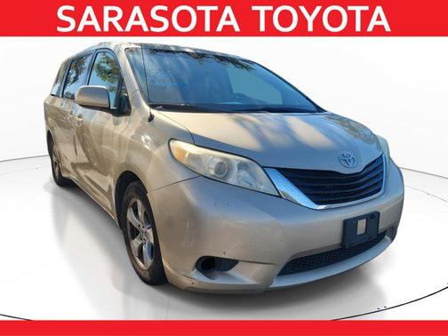 2013 Toyota Sienna LE