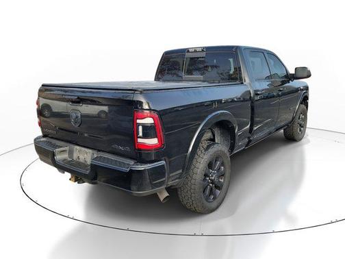 2019 RAM 2500 Laramie Crew Cab 4x4 6'4' Box