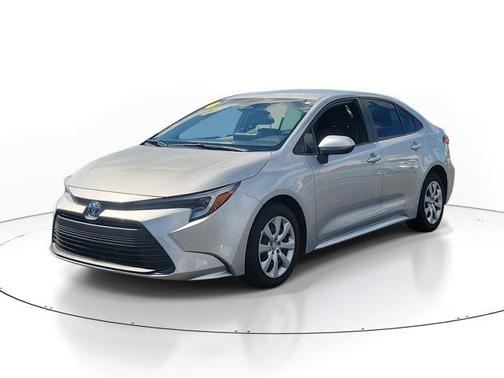 2024 Toyota Corolla Hybrid SE