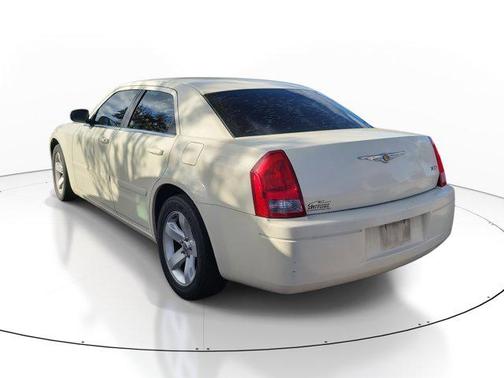2006 Chrysler 300 Base