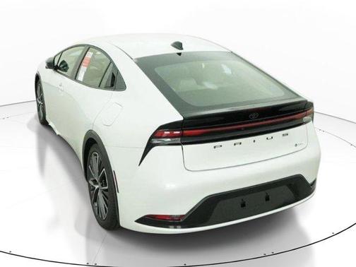 Wind Chill Pearl [Extra_Cost_Color] 2026 Toyota Prius XLE