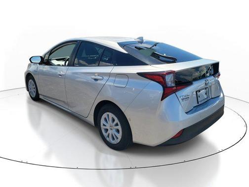 2019 Toyota Prius LE