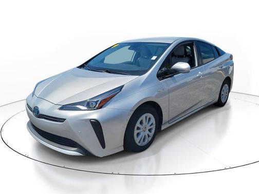 2019 Toyota Prius LE