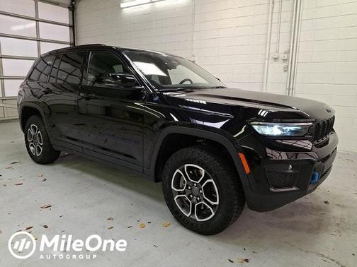 2023 Jeep Grand Cherokee 4xe Trailhawk