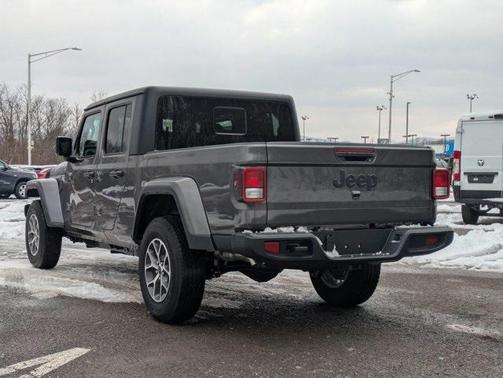 2025 Jeep Gladiator Sport