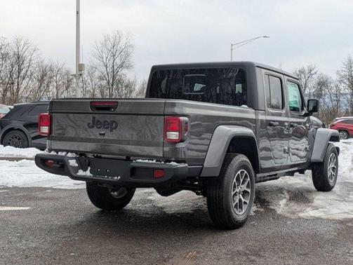 2025 Jeep Gladiator Sport