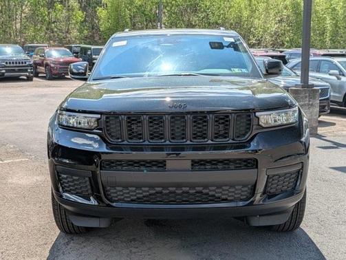 2025 Jeep Grand Cherokee L Laredo