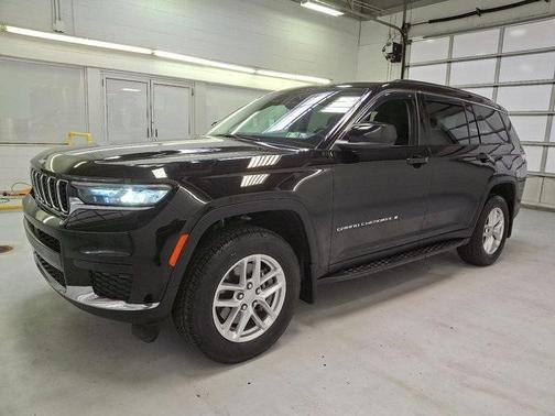 2022 Jeep Grand Cherokee L Laredo