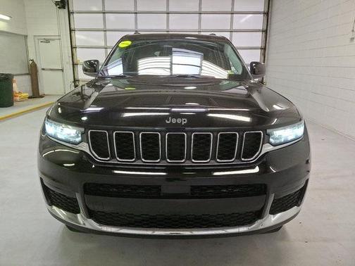 2022 Jeep Grand Cherokee L Laredo