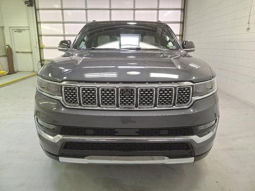 2025 Jeep Grand Wagoneer Base