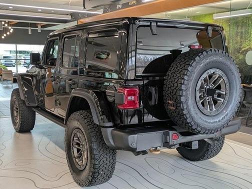 2025 Jeep Wrangler Rubicon 392