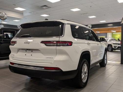 2025 Jeep Grand Cherokee L Laredo